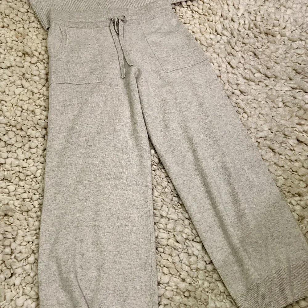 NWOT Splendid cella jane cashmere hearts turtleneck sweater and drawstring pants - Picture 3 of 6